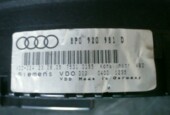 Thumbnail 2 van Instrumentenpaneel KMH/MPH 8P0920981D Audi A3 8P RHD