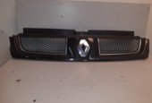 Grille Renault Trafic 2005   8200044579