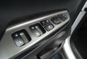 Hyundai Kona 1.0 T-GDi Navigatie-Camera-Cr.contr-Climacontrol-Trekhaak-17"Lm.velgen-Xenon