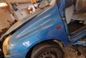 Thumbnail 1 van Spatbord Renault Clio II 1.4-16V Expression ('98-'08) links 089011 blauw