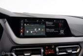 BMW 1-serie 118i Automaat High Executive Edition trekhaak|leer|led|ecc|nav|pdc|lmv17.