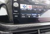 Volkswagen T-Cross   1.5 TSI 150PK Automaat Style R-Line led|virtualcockpit|applecarplay|dab|cam|ecc|lmv18