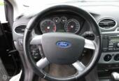 Ford Focus Wagon 1.6-16V Trend zeer mooi apk 28-4-2023