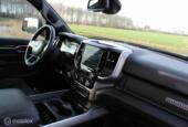 Dodge Ram 1500 5.7 V8 HEMI Crew Cab Black Edition Pano LPG
