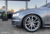 Audi A4 Avant - 2.0 TDI Pro Line S 1ste eigenaar 19 INCH RS4 Black optic MMI Xenon S-Line