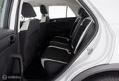 Volkswagen T-Roc 1.5 150PK Automaat Sport trekhaak|leer|led|cam|nav|dab|lmv17