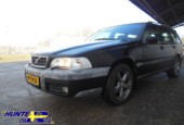 Volvo V70 2.5 T Cross Country AWD Exclusive , Kleurcode 019