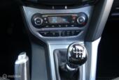 Ford Focus Wagon 1.6 TDCI Titanium XENON!! LUXERY CAR!!