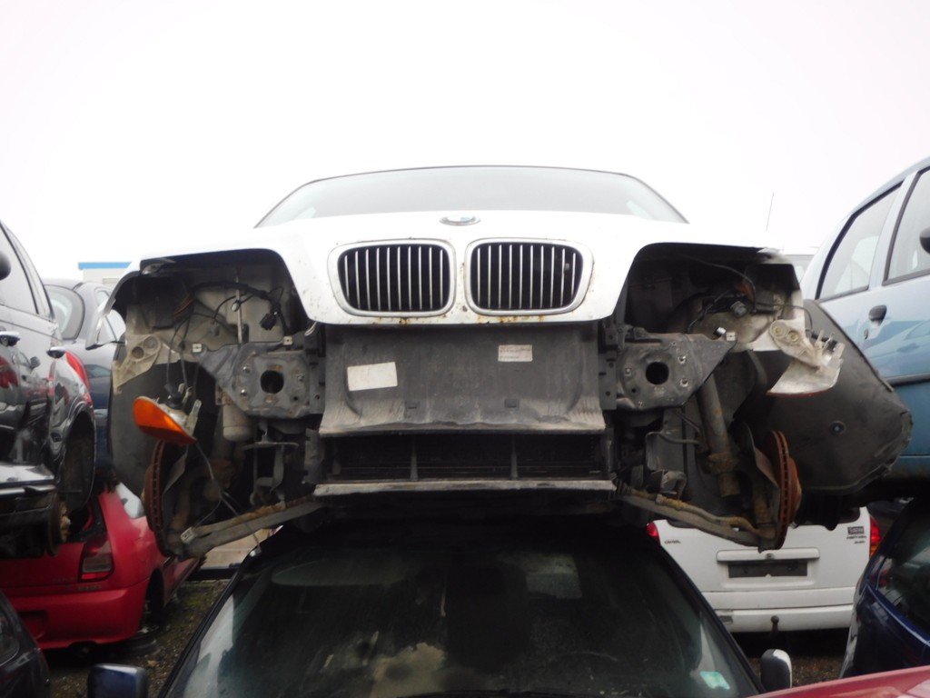 Afbeelding 2 van BMW 3-serie E46 318i