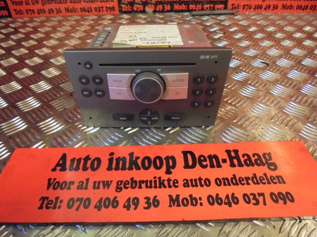 Afbeelding 1 van Opel Corsa C/Combo ('00-'09) Originele Radio CD Met Code!