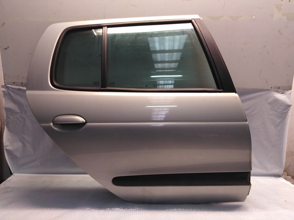 Afbeelding 1 van Portier rechts achter Renault Megane Break I ('99-'03) grijs
