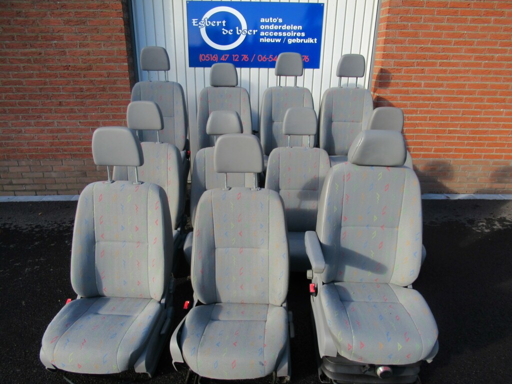 Afbeelding 4 van Stoel bestuurdersstoel bijrijdersstoel VW Crafter bj '06-'17