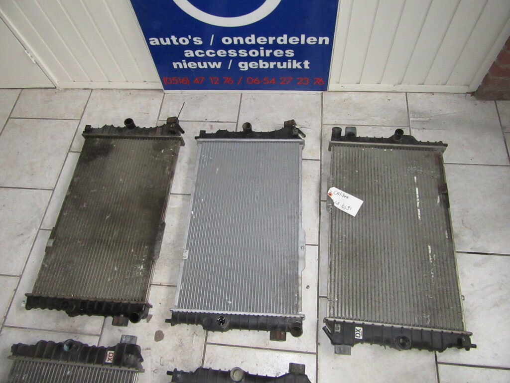 Afbeelding 2 van Radiateur radiator Opel Calibra Vectra A, bj '88 tm '97