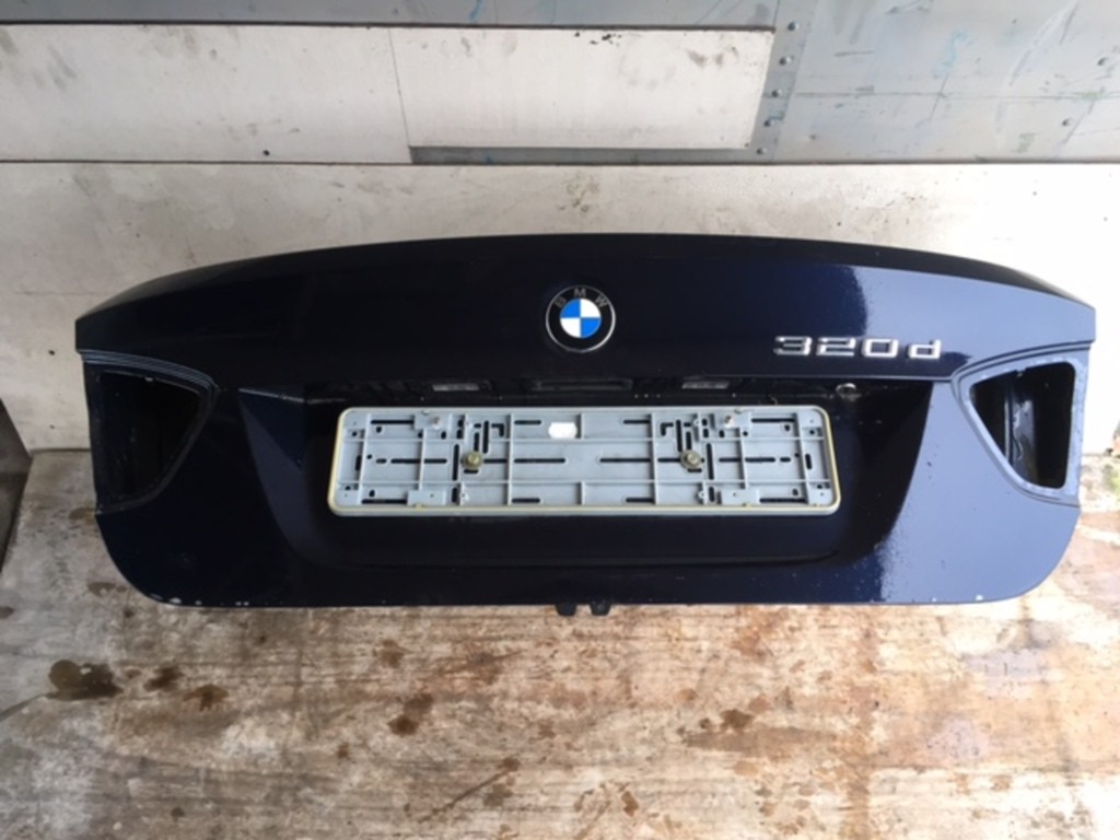 Afbeelding 2 van Achterklep blauw metallic BMW 3-serie E90 ('05-'08)