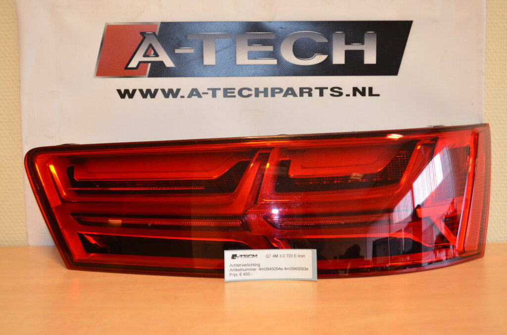 Afbeelding 1 van Achterlicht rechts Audi Q7 4M quattro ('15-'18) 4m0945094e