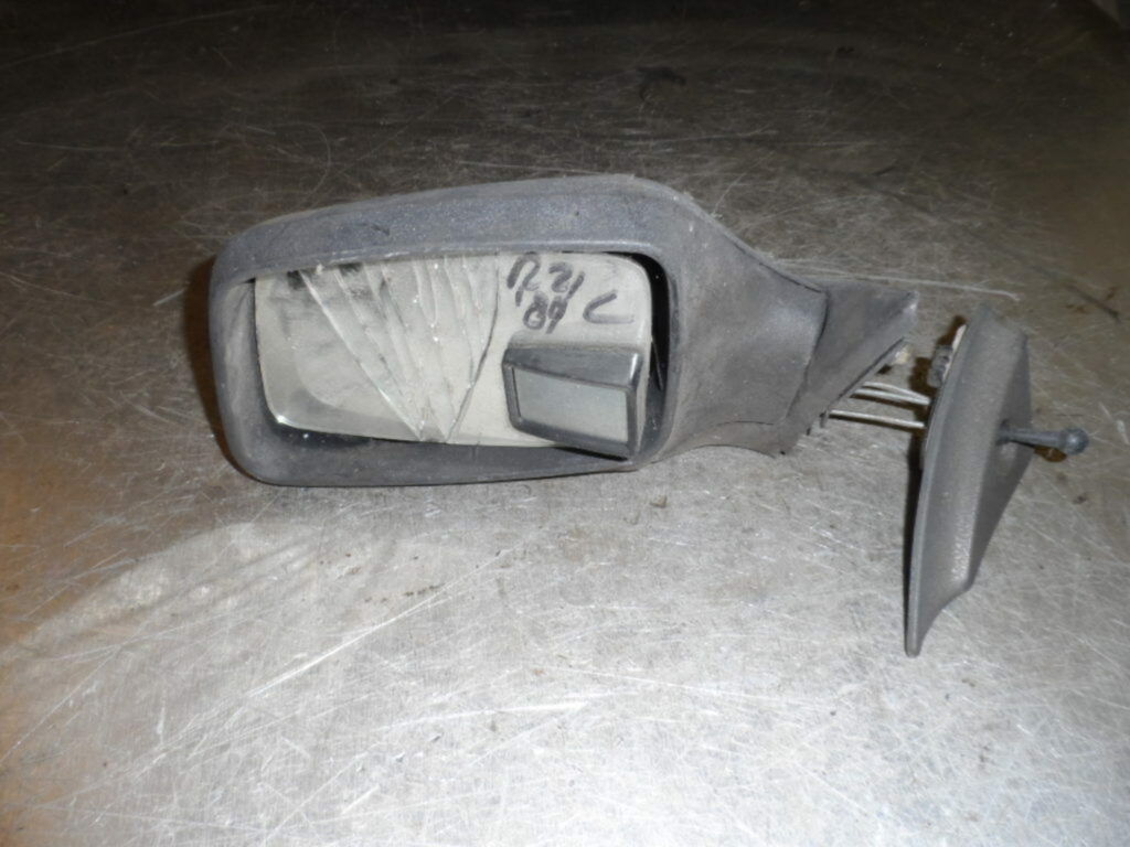 Afbeelding 1 van Spiegel Renault 21 1989 links handbediening