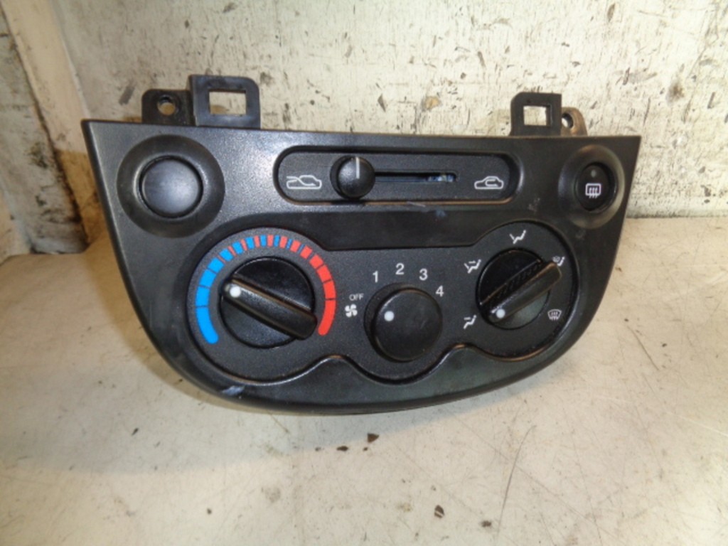 Afbeelding 1 van Kachelbedieningspaneel Chevrolet Matiz 0.8 Pure ('05-'10)