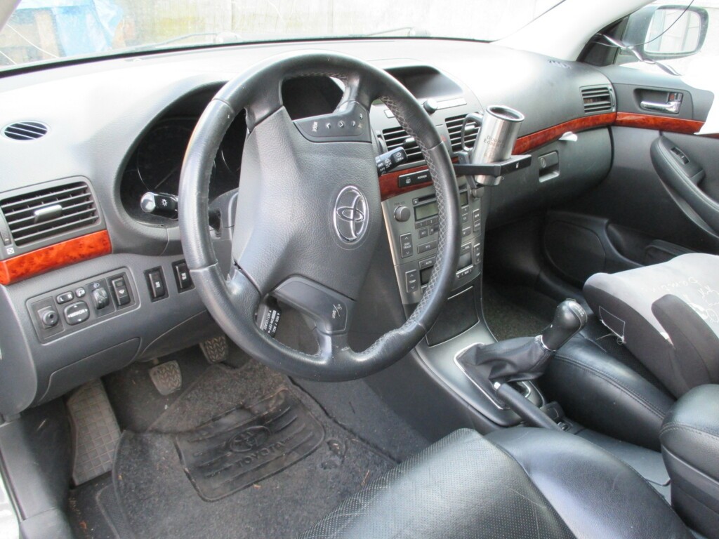 Afbeelding 7 van Toyota Avensis Wagon 2.0 D-4D Executive