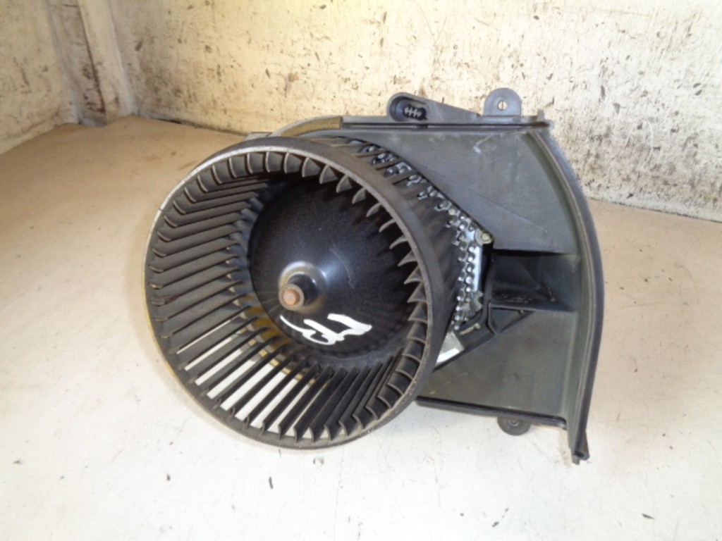 Afbeelding 1 van Kachelventilatormotor Fiat Ulysse II 2.0-16V Active ('02-'07)