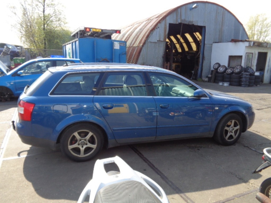 Afbeelding 3 van Buitenspiegel rechts blauw denimbleu Audi A4 Avant B6 2.0 ('01-'04) 8E0857508B