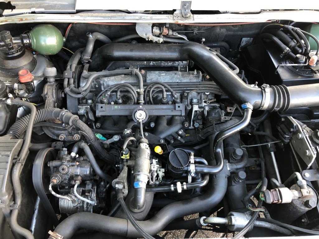 Afbeelding 1 van Motor compleet 2.0i Turbo C.T. als ombouwset voor 205