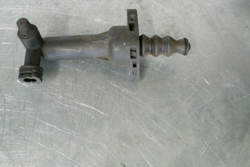 Afbeelding 1 van Koppeling hulp cilinder ​​5Q0721261C​ ​​​