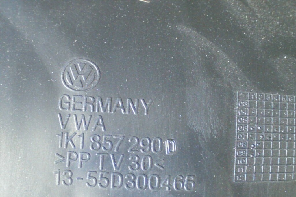 Afbeelding 5 van Dashboardkastje ​​1K1857290D​ ​​VW Golf VI ('08-'13)​