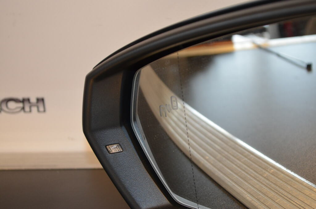 Afbeelding 2 van Buitenspiegel set elektrisch inklapbaar Audi A1 82A 19-> 404