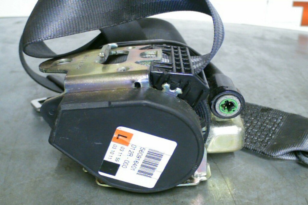 Afbeelding 2 van Veiligheidsgordel LV 8N8857705G Audi TT 8N ('98-'06)​