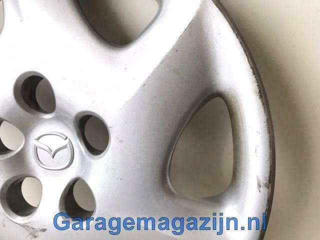 Afbeelding 3 van Wieldop Mazda 626 1999 - 2002 15 inch GG2M37170 5 gaats