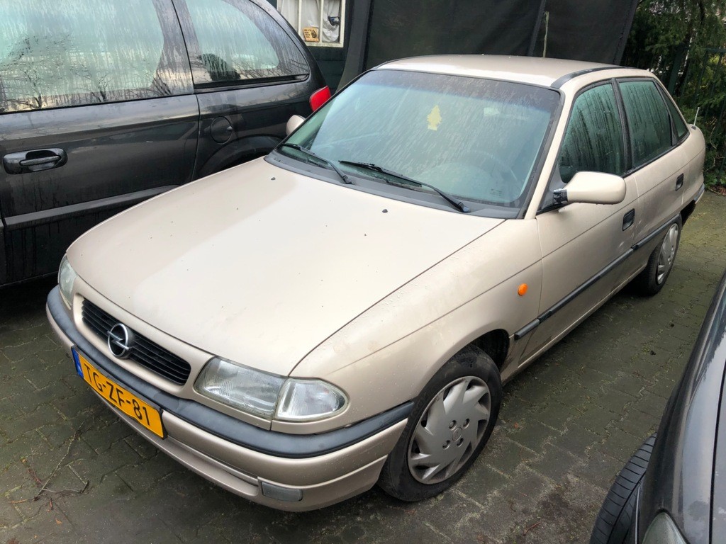 Afbeelding 1 van Opel Astra 1.6i Edition