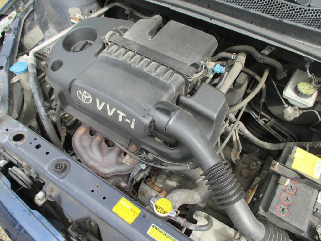 Afbeelding 5 van Toyota Yaris 1.3-16V VVT-i Luna