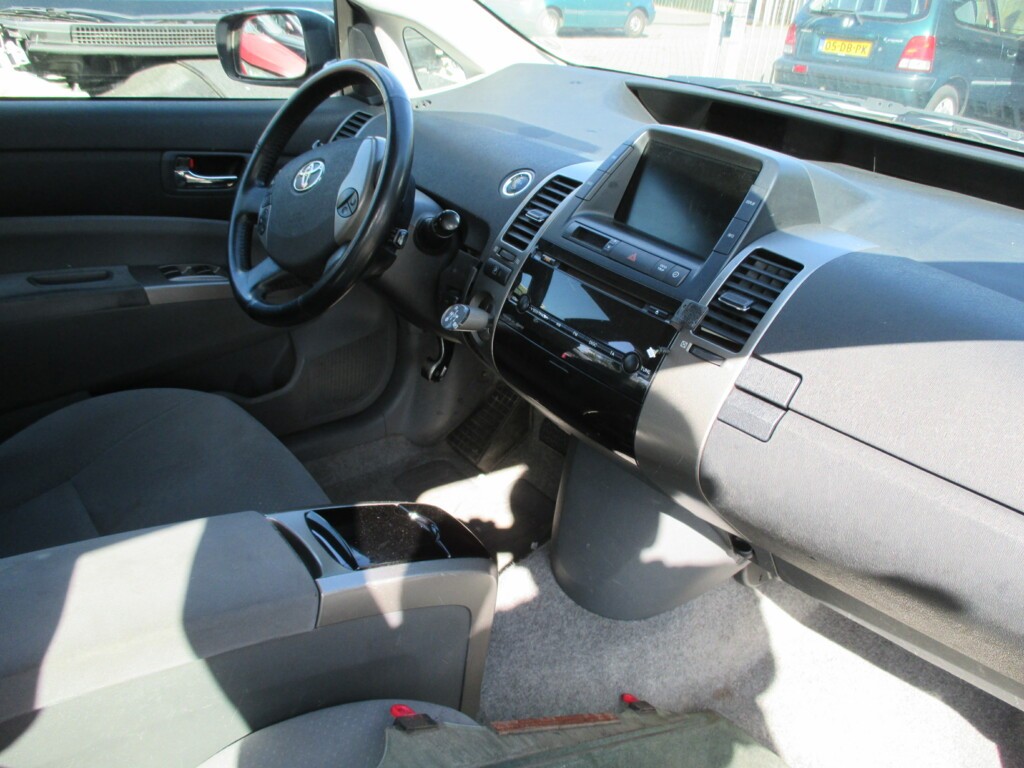 Afbeelding 4 van Toyota Prius 1.5 VVT-i Comfort