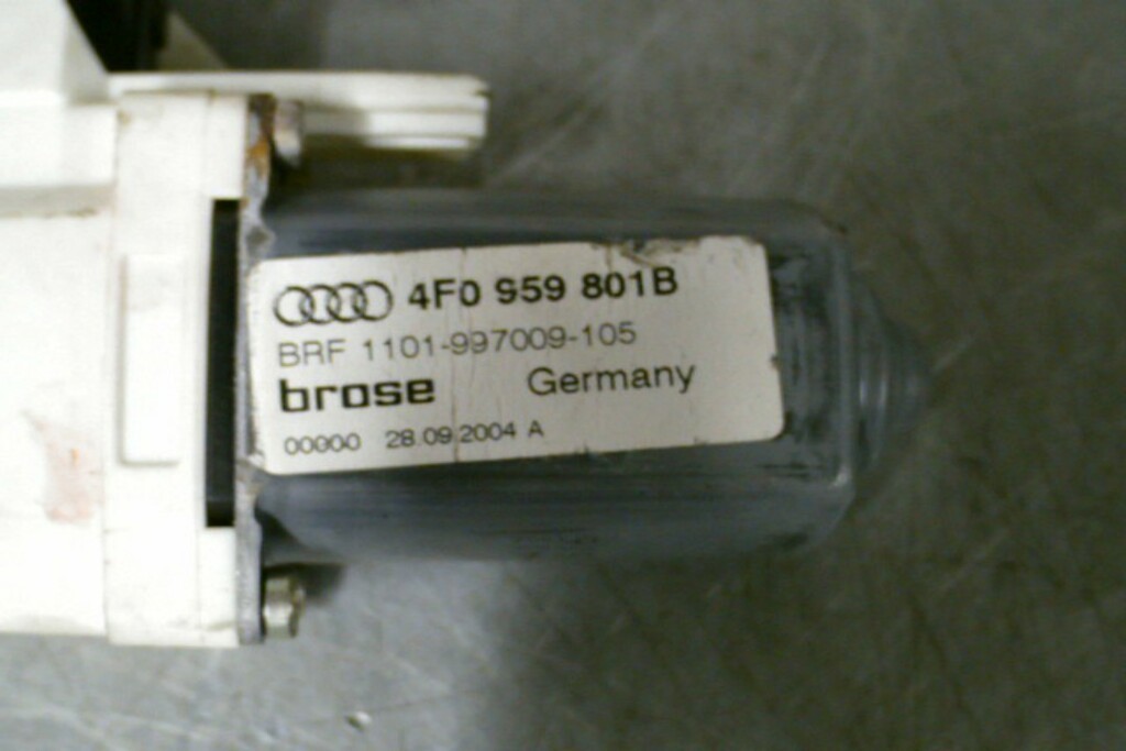 Afbeelding 3 van Raammotor Linksvoor ​​4F0959801B​ ​​Audi A6 C6 ('04-'11)​