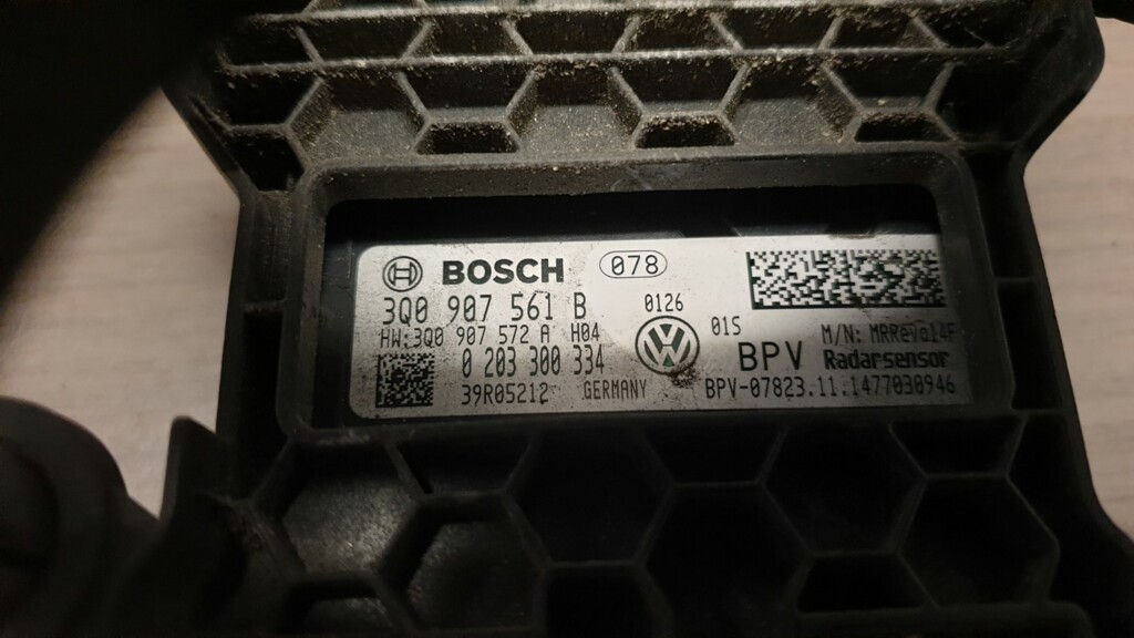 Afbeelding 3 van Volkswagen Passat B8 Cruise control sensor 3Q0907561B