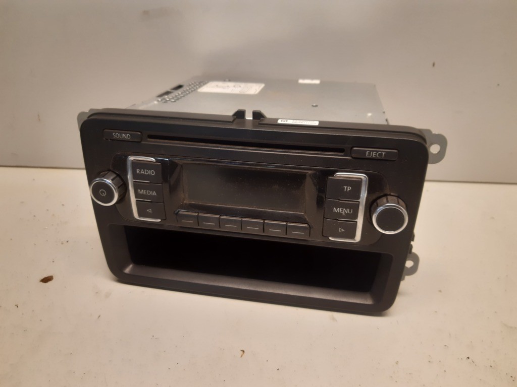 Afbeelding 1 van Radio  technisat cd Diverse Volkswagen  5K0035156A