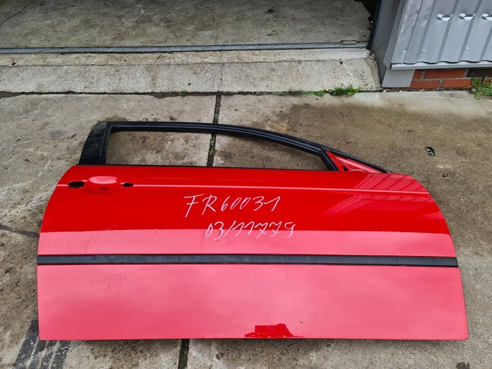 Afbeelding 1 van Portier met ruit rechts rood BMW Compact E46 41517016239