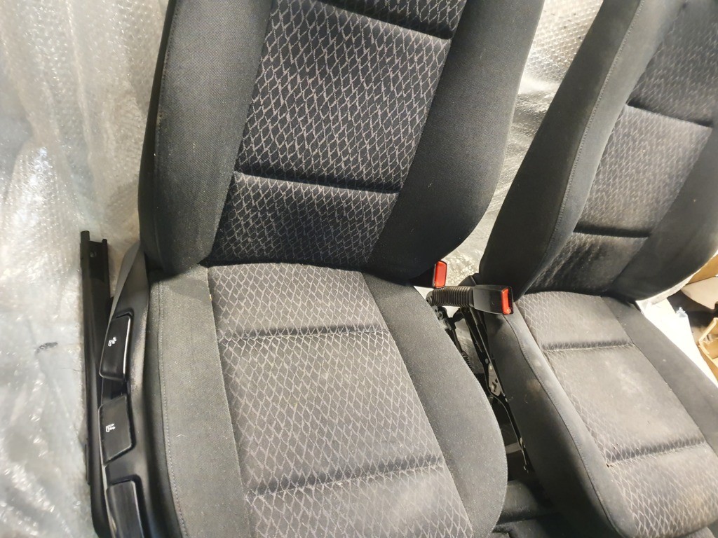 Afbeelding 2 van autostoel BMW 3-serie Compact (01-05) interieur