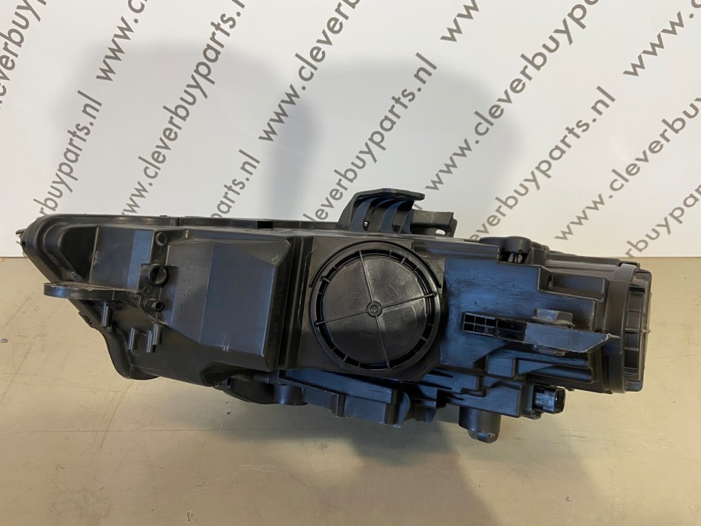 Afbeelding 2 van koplamp AudiA3 8vFacelift xenon met led origineel 8v0941006E