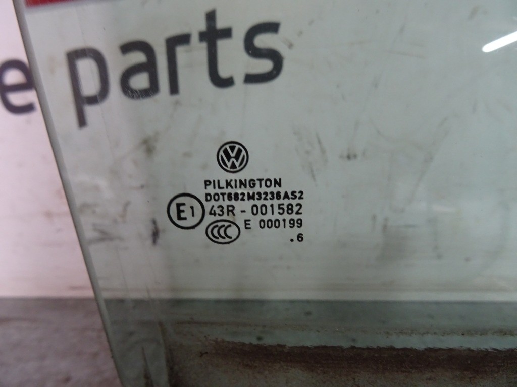 Afbeelding 2 van Zijruit rechtsvoor ​​​ ​​Volkswagen Touran ('06-'10)​