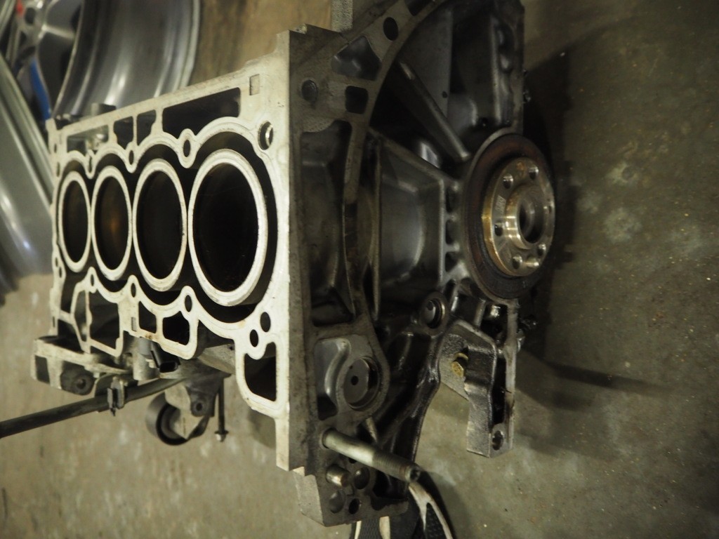 Afbeelding 3 van Cylinderkop Renault Megane CC II ('03-'09) 110112878R