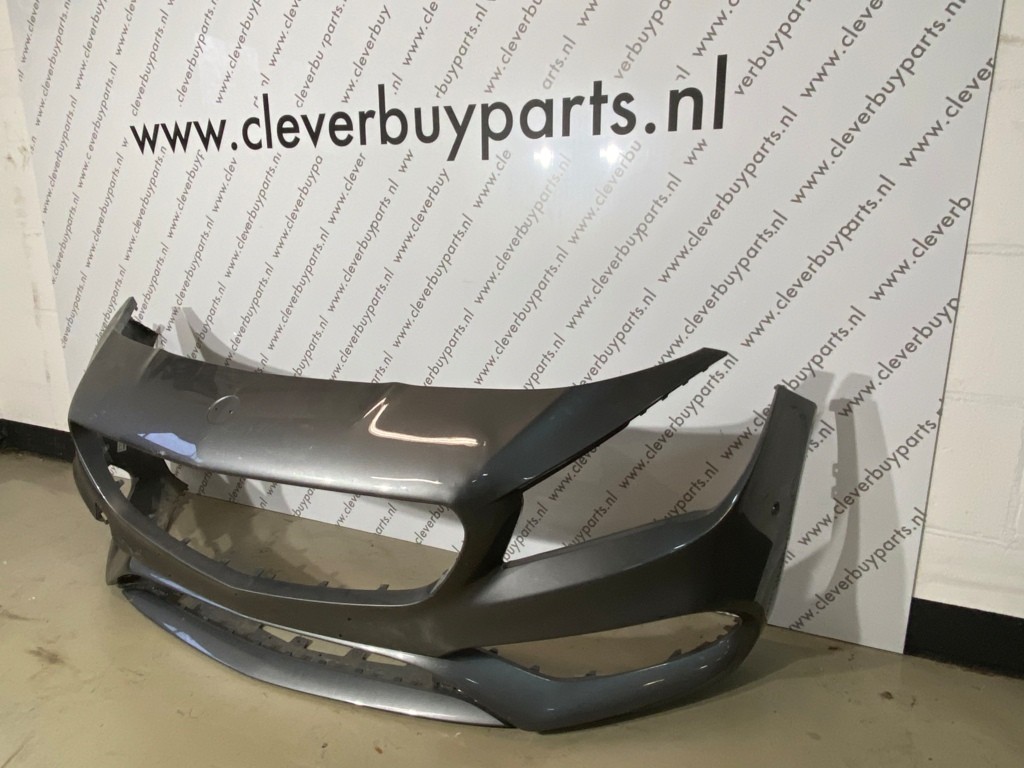 Afbeelding 3 van Voorbumper origineel Mercedes CLAklasse C117 AMG a1768851600