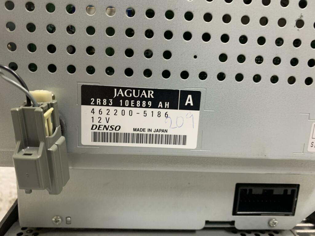 Afbeelding 7 van Autoradio Jaguar S-type ('99-'07) 2R8318B876BG