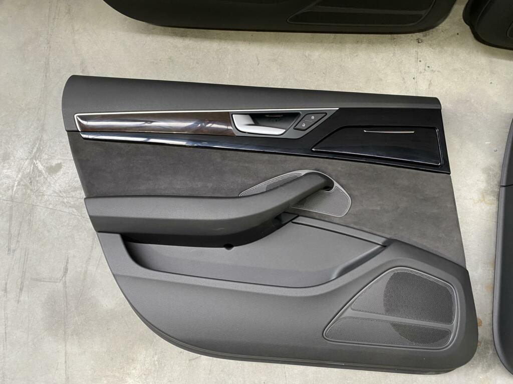 Afbeelding 7 van Set Deurpaneel leder/alcantara Audi A8 D4 ('10-'17)