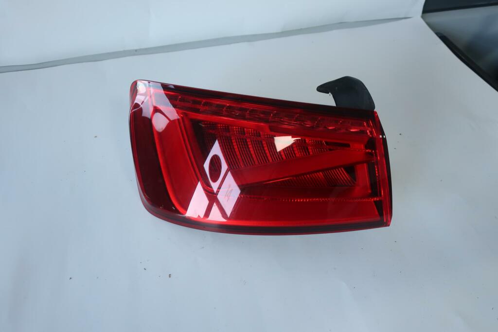 Afbeelding 1 van Led Achterlicht linksbuiten Audi A3 Limousine 8V  8v5945095a