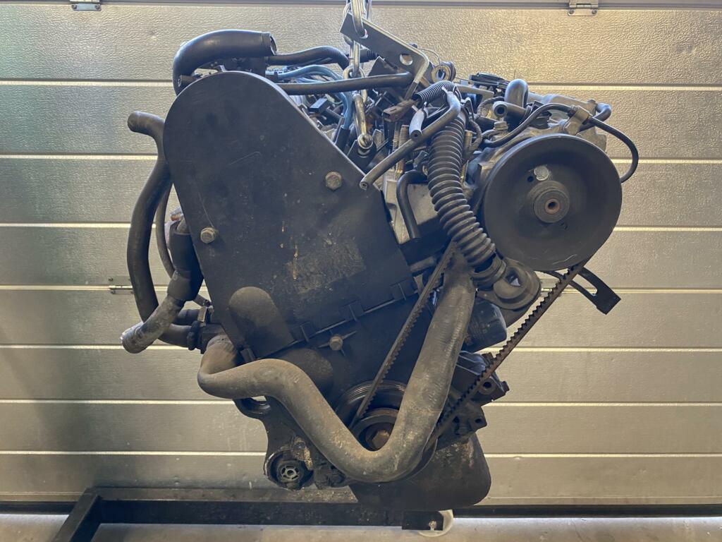 Afbeelding 7 van Motor Citroen XM / Peugeot 605 2.0i RFZ R6A 0135J5