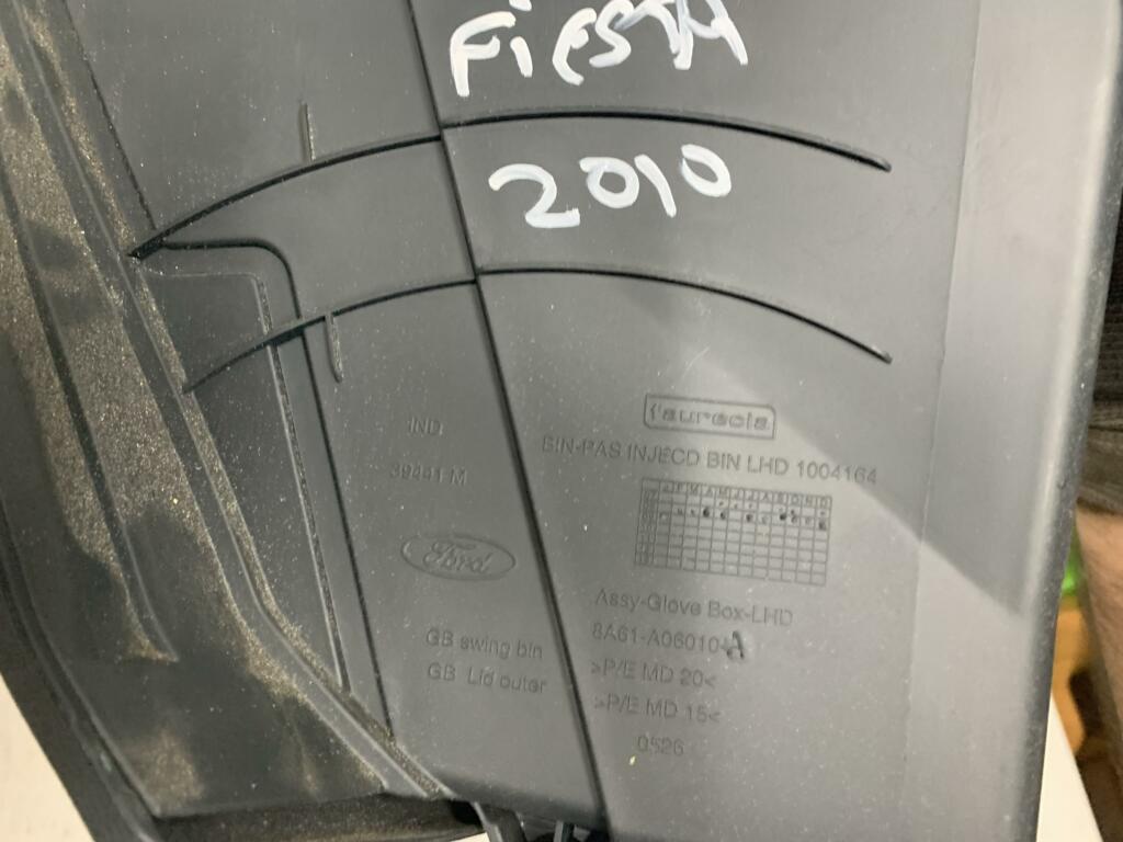Afbeelding 3 van Dashboard klep Ford Fiesta VI ('08-'17) 8A6114K016AD