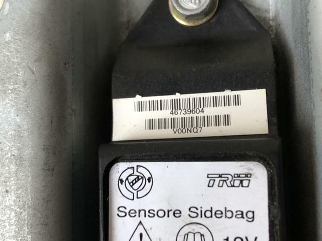 Afbeelding 2 van Airbag sensor trw 46739604 Fiat Punto II (188) 2 deurs