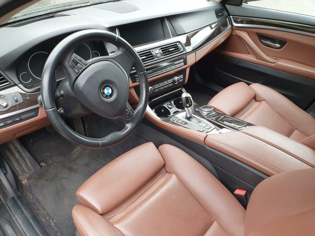 Afbeelding 8 van BMW 5-serie Touring 525d High Executive