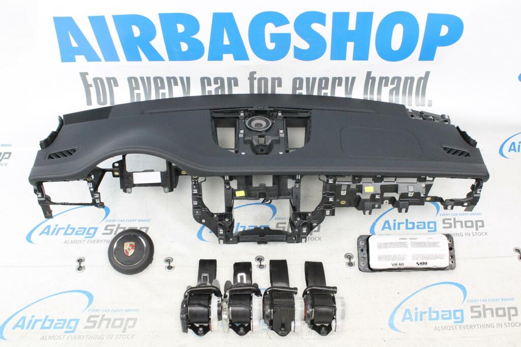 Afbeelding 2 van Airbag set Dashboard zwart leder met stiksels Porsche Macan